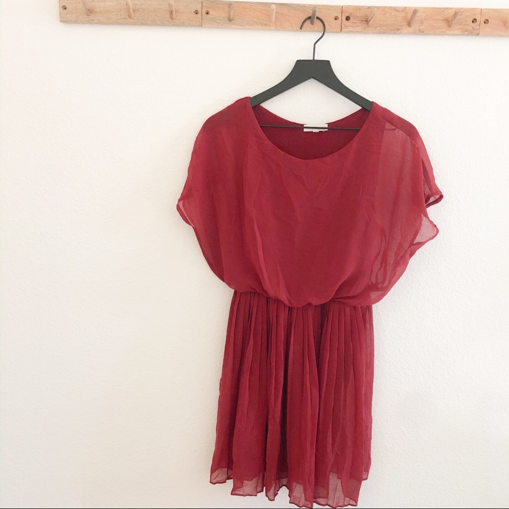 Lush Maroon keyhole Accordion Skirt Dress